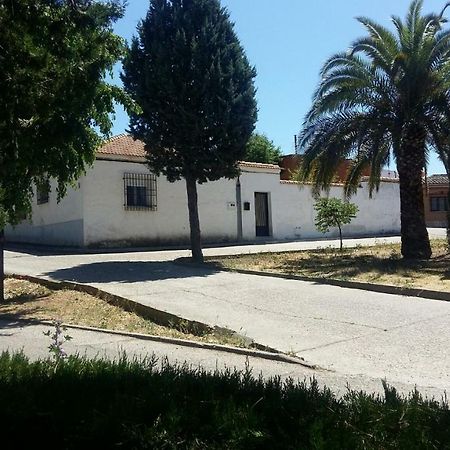 La Casa De La Puebla Vila La Puebla de Montalbán Exterior foto